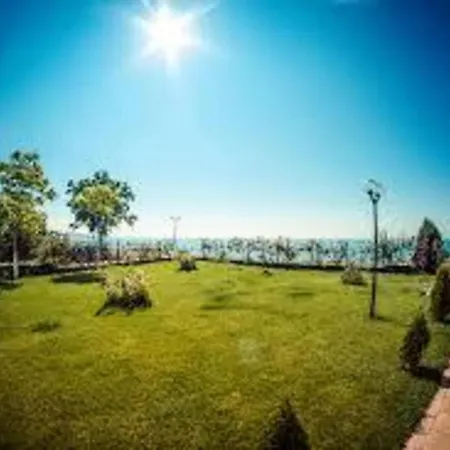 Immaculate 1-Bed Apartment In Ravda *