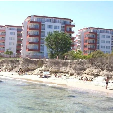 Apartment Immaculate 1-Bed Apartment In Ravda *